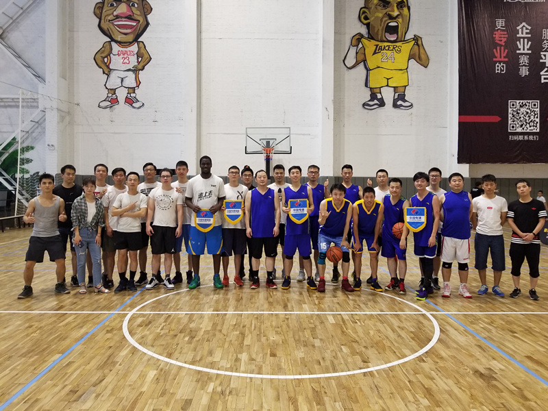 2018迎新比賽合影_副本.jpg